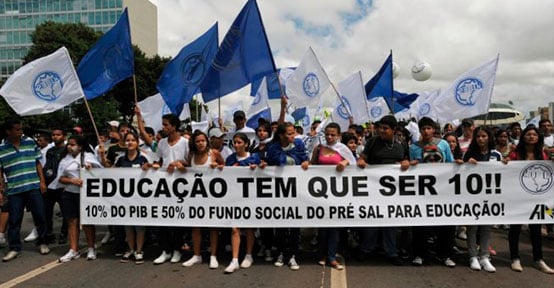 Educacao tem que ser 10
