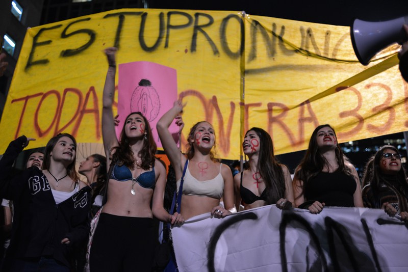 Por todas elas