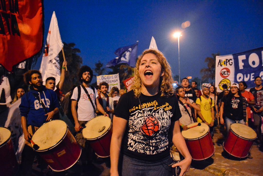 Carina_fora Temer